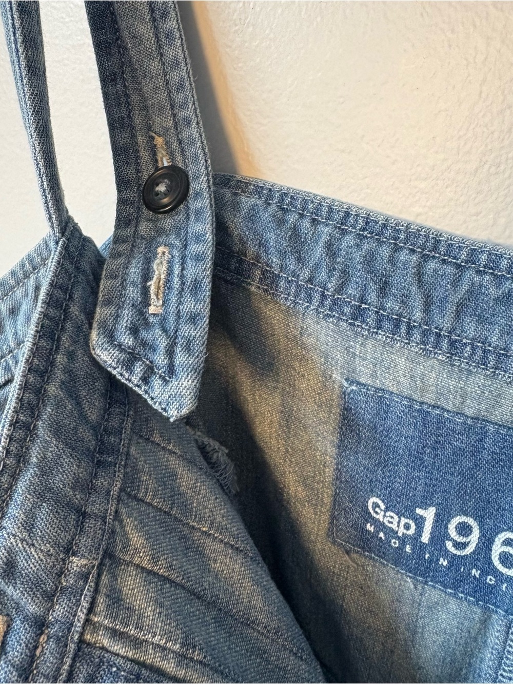 Gap 1969 Denim Pleated Apron Dress size 8 - Picture 6 of 9